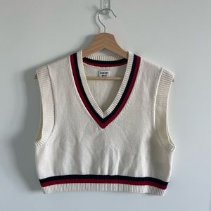 Aritzia Sunday best Winston sweater vest